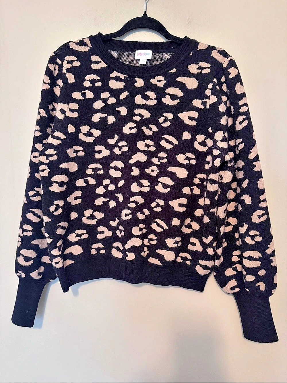 Lularoe Piper Sweater Animal Print Pink XL